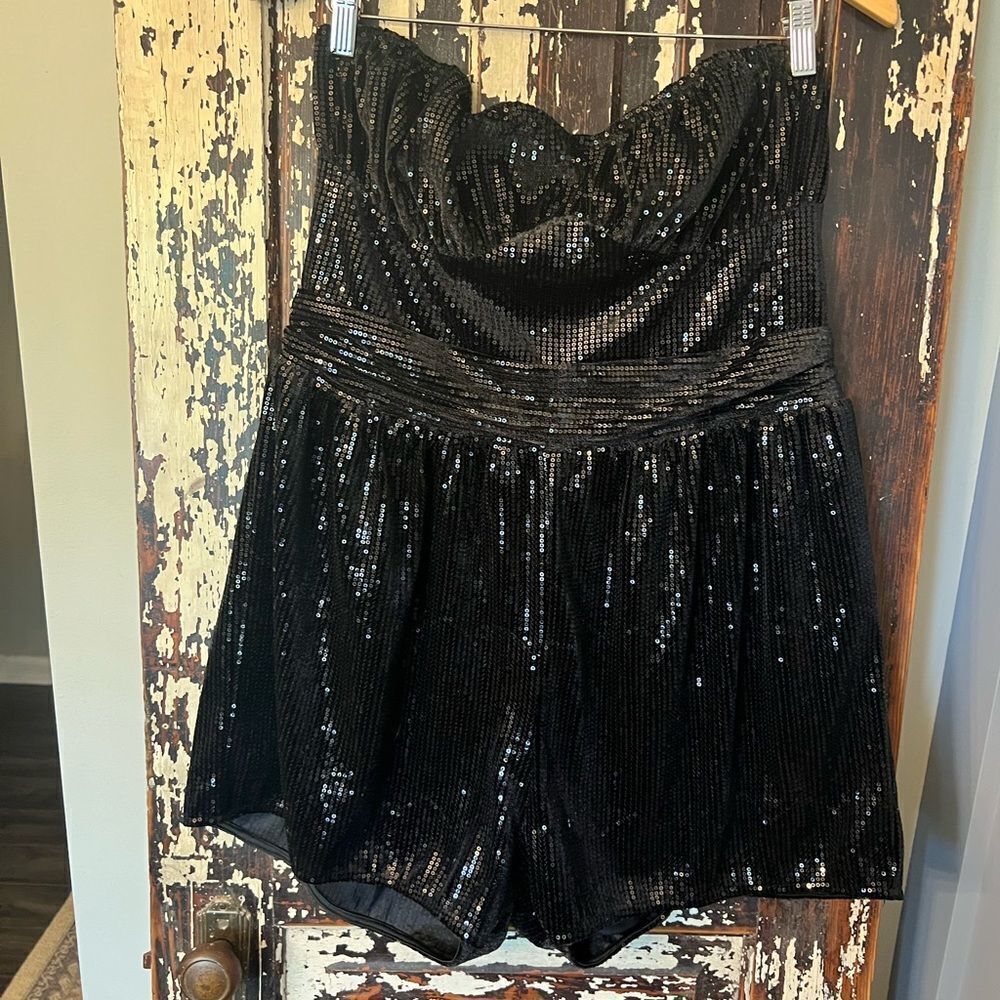 Pretty Little Thing Black Sequin Strapless Romper. Size 12.